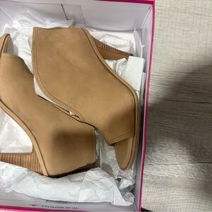 Vince Camuto Tan Peep-Toe Ankle Booties